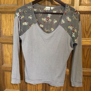Mudd  Y2K Gray Striped Raglan Long Sleeve Knit Top Women's S Sheer Floral Yoke